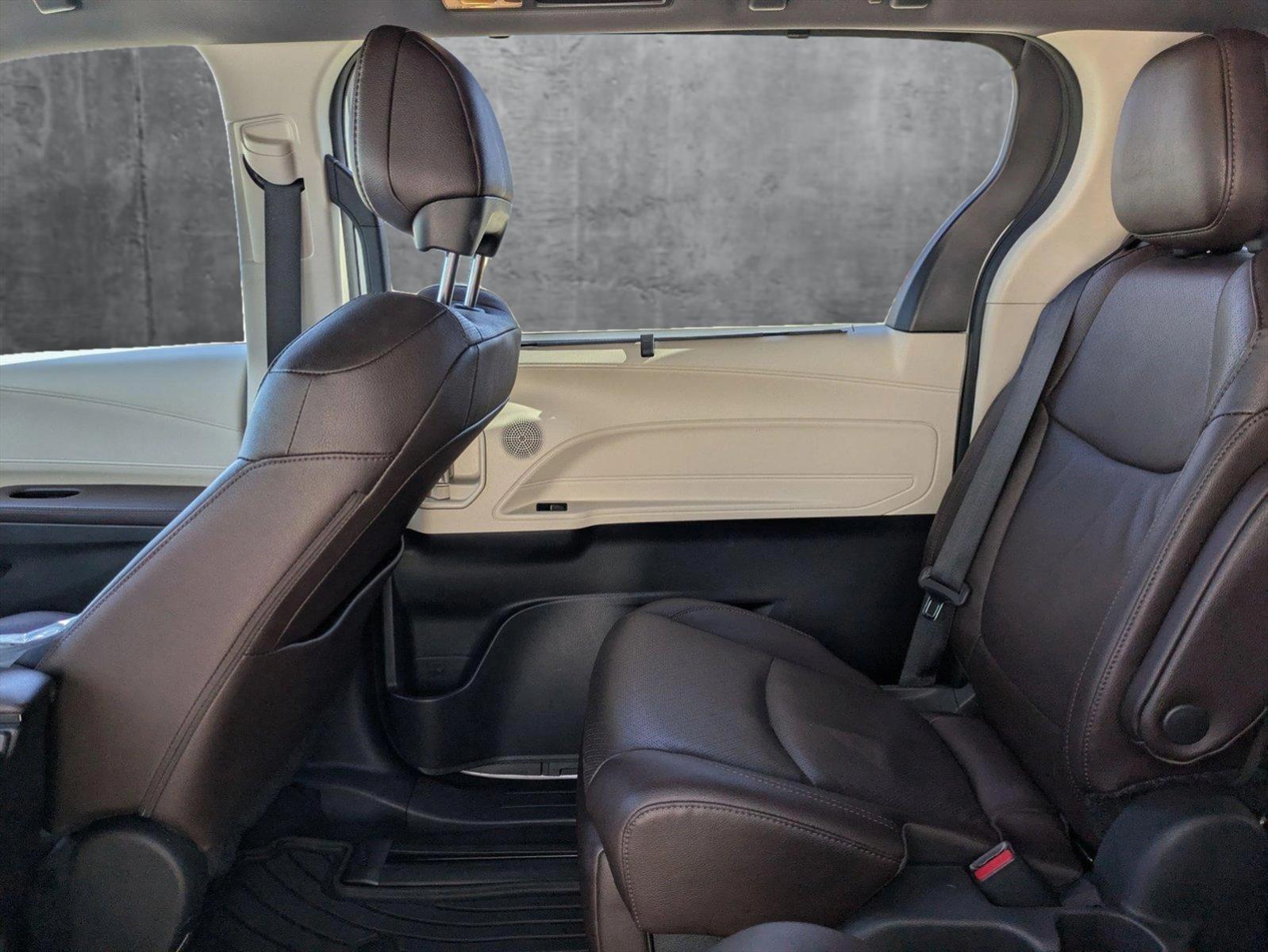 2024 Toyota Sienna Vehicle Photo in Winter Park, FL 32792