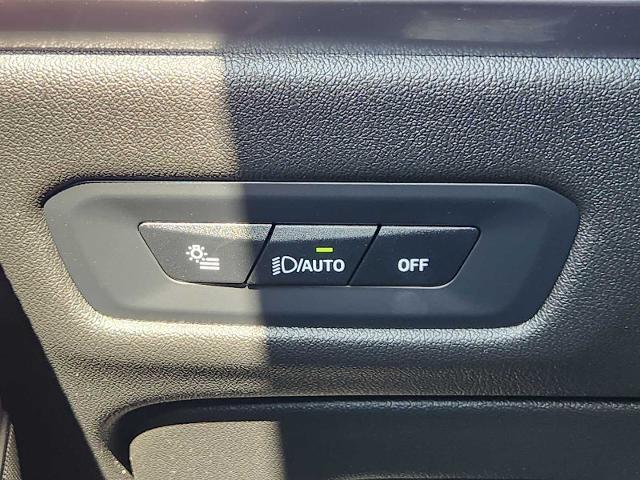 2024 BMW X6 xDrive40i Vehicle Photo in PLANO, TX 75024