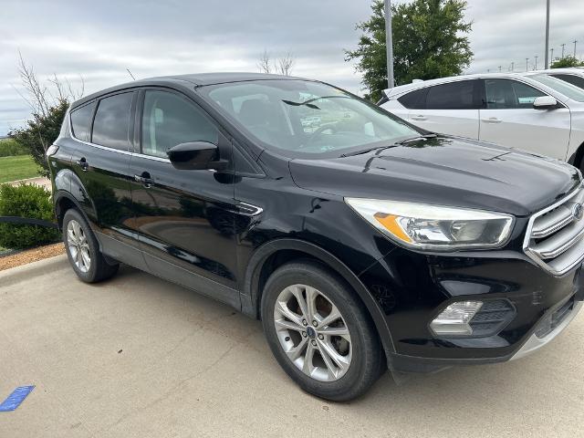 2017 Ford Escape Vehicle Photo in Grapevine, TX 76051