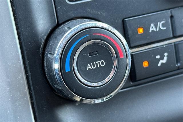 2015 Nissan Frontier Vehicle Photo in ELK GROVE, CA 95757-8703