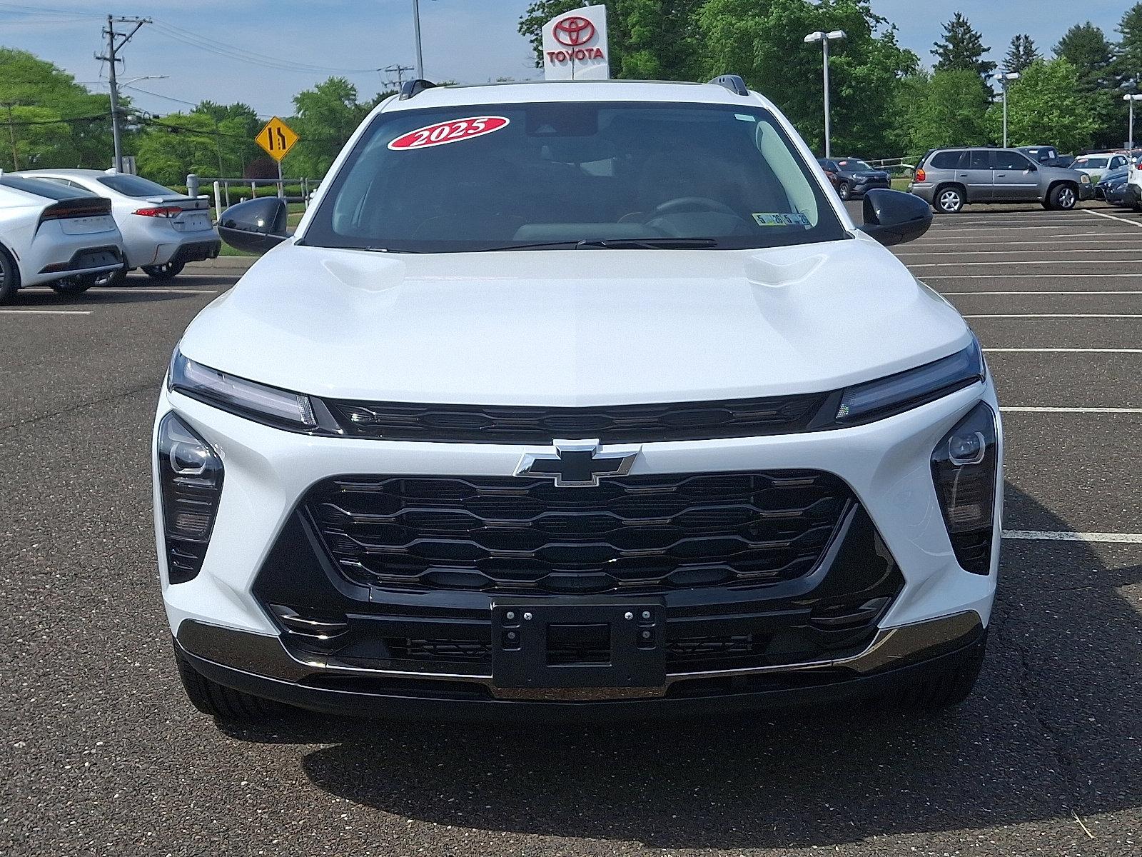 2025 Chevrolet Trax Vehicle Photo in Trevose, PA 19053