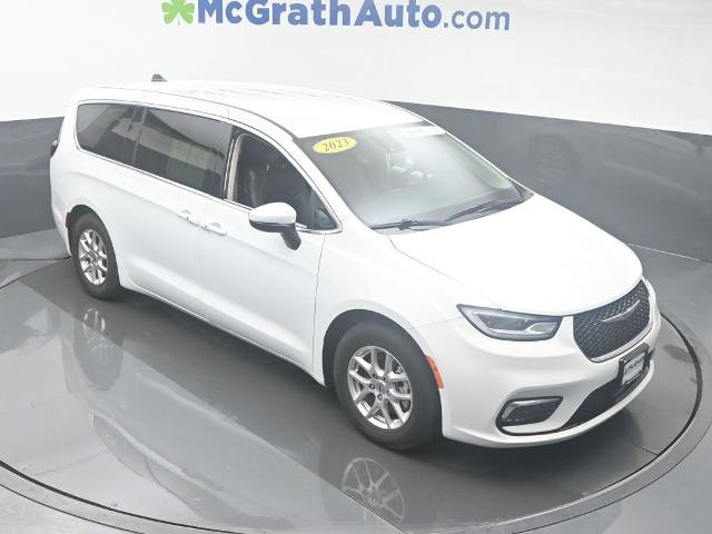 2023 Chrysler Pacifica Vehicle Photo in Cedar Rapids, IA 52402