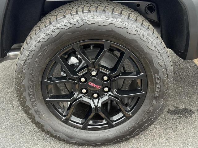 2025 GMC Canyon Vehicle Photo in COLUMBIA, MO 65203-3903