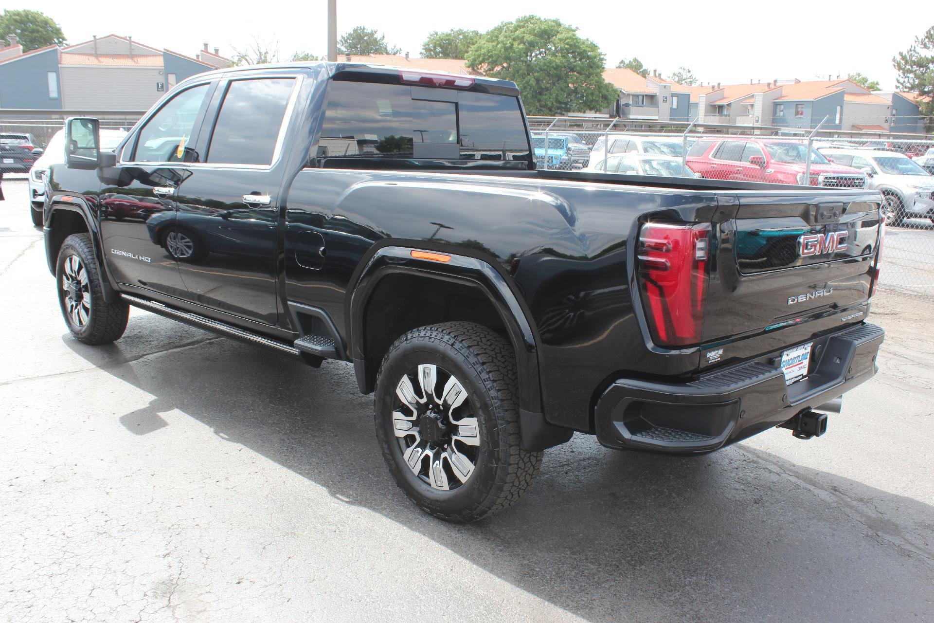 2025 GMC Sierra 2500 HD Vehicle Photo in AURORA, CO 80012-4011