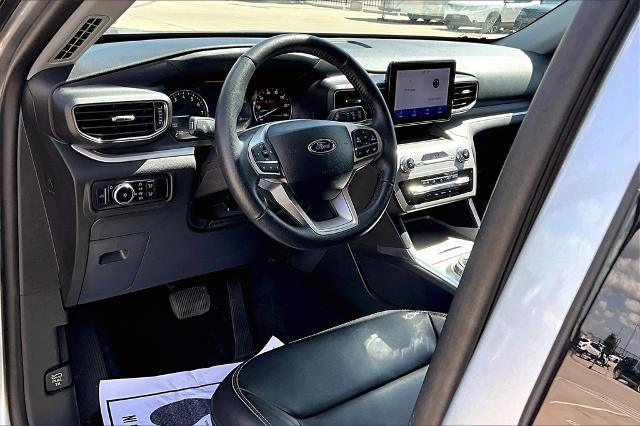 2024 Ford Explorer Vehicle Photo in Grapevine, TX 76051