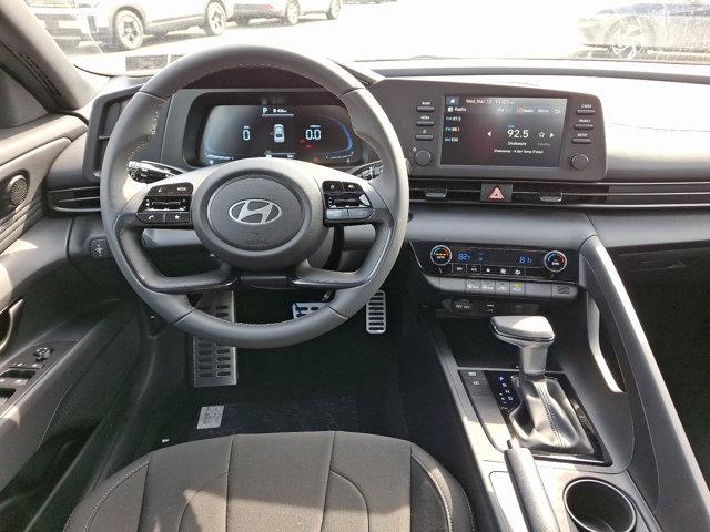 2025 Hyundai ELANTRA Vehicle Photo in Philadelphia, PA 19116