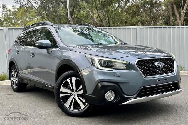 2018 Subaru Outback Vehicle Photo in Green Bay, WI 54304