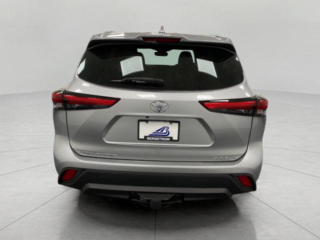 2022 Toyota Highlander Vehicle Photo in Appleton, WI 54913