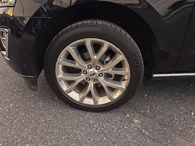 2019 Ford Expedition Max Vehicle Photo in HARRISBURG, PA 17111-1033