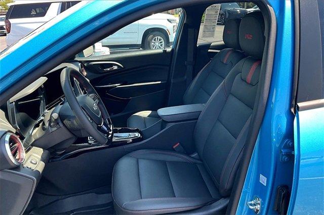 2025 Chevrolet Trax Vehicle Photo in TOPEKA, KS 66609-0000