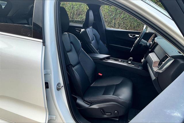 2022 Volvo XC60 Vehicle Photo in Houston, TX 77007