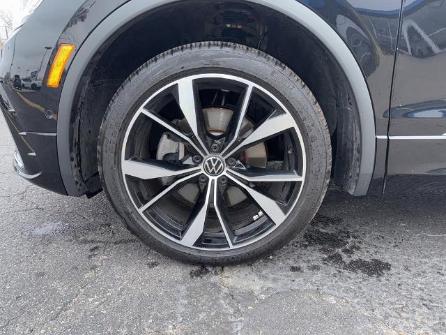 2023 Volkswagen Tiguan Vehicle Photo in MANHATTAN, KS 66502-5036