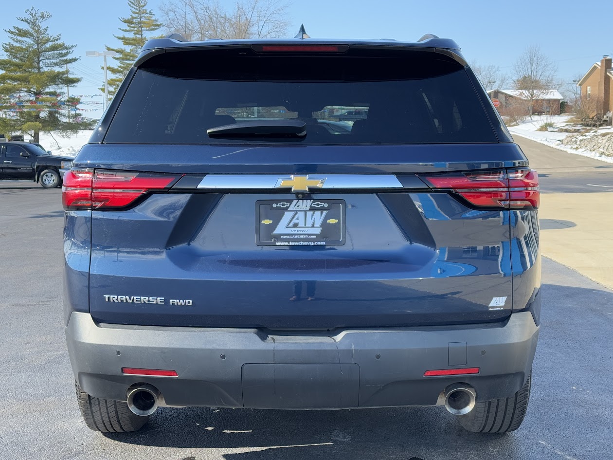 2023 Chevrolet Traverse Vehicle Photo in BOONVILLE, IN 47601-9633