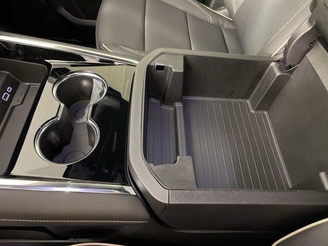 2025 Chevrolet Tahoe Vehicle Photo in PHOENIX, AZ 85014-3381