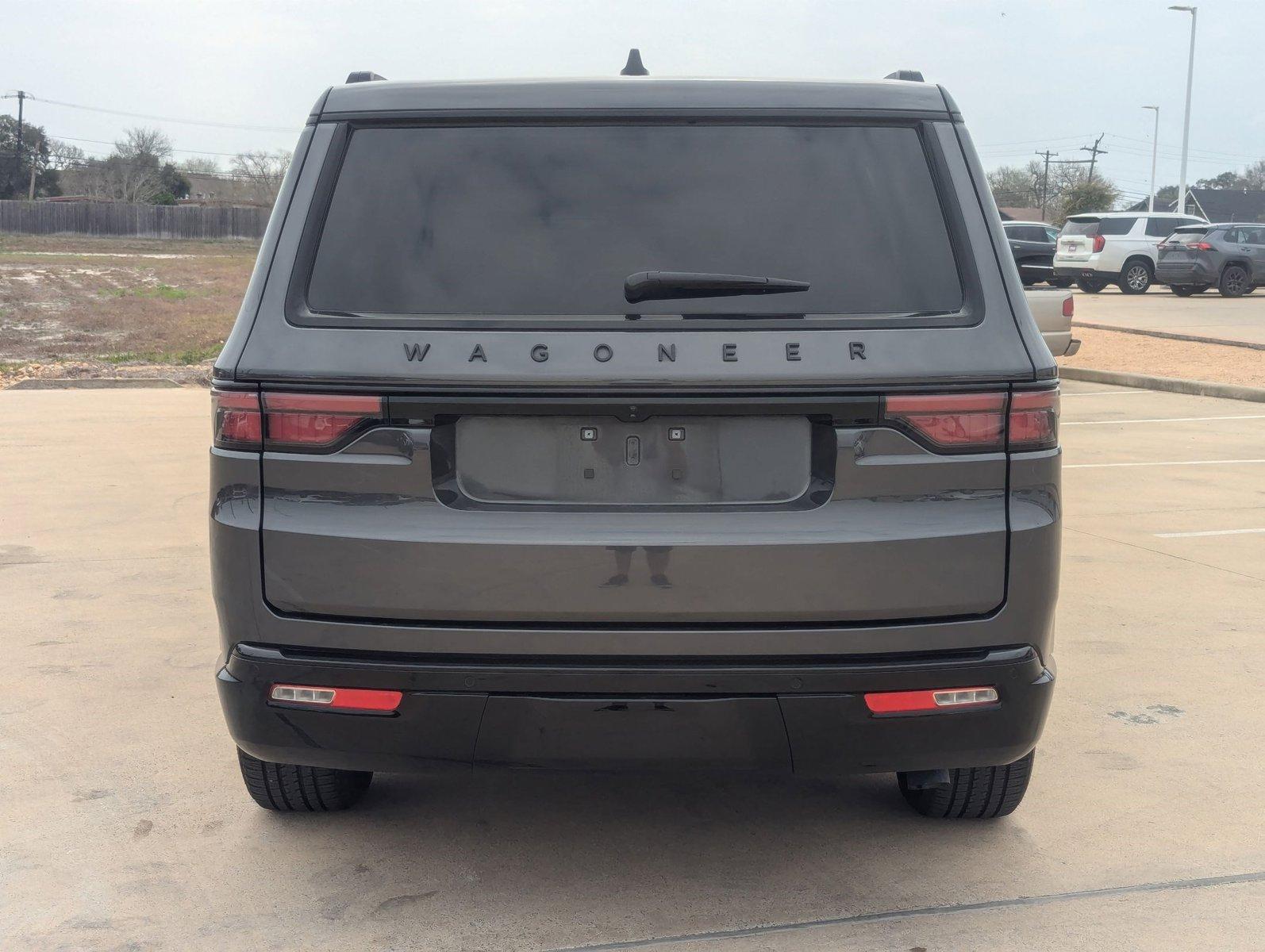 2024 Jeep Wagoneer Vehicle Photo in CORPUS CHRISTI, TX 78412-4902