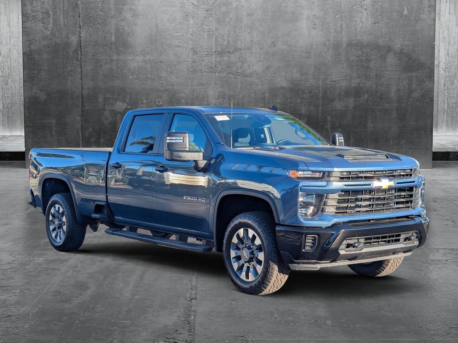 2025 Chevrolet Silverado 2500 HD Vehicle Photo in GREENACRES, FL 33463-3207