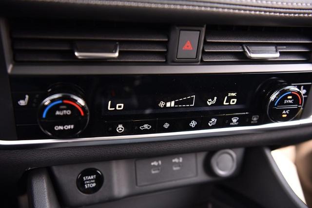 2025 Nissan Rogue Vehicle Photo in Ballwin, MO 63011