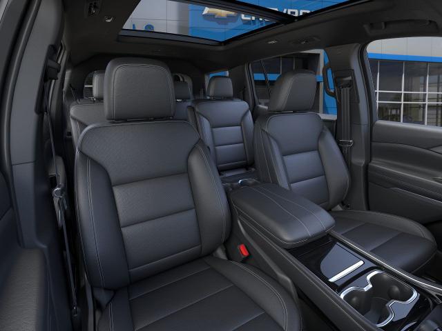 2025 Chevrolet Traverse Vehicle Photo in Roslyn, NY 11576