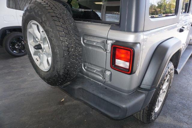2021 Jeep Wrangler Vehicle Photo in FAIRMONT, WV 26554-2318