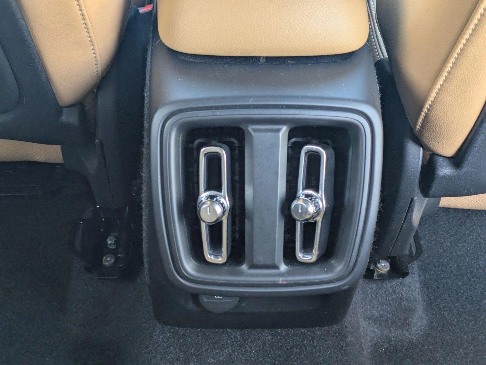 2019 Volvo XC40 Vehicle Photo in Sarasota, FL 34231