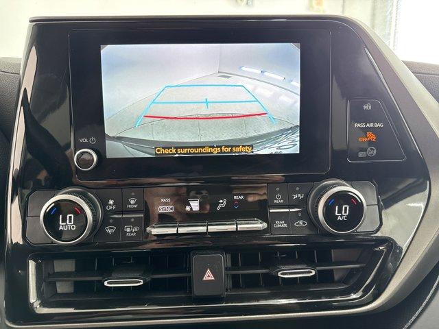2023 Toyota Highlander Vehicle Photo in Charlotte, NC 28273