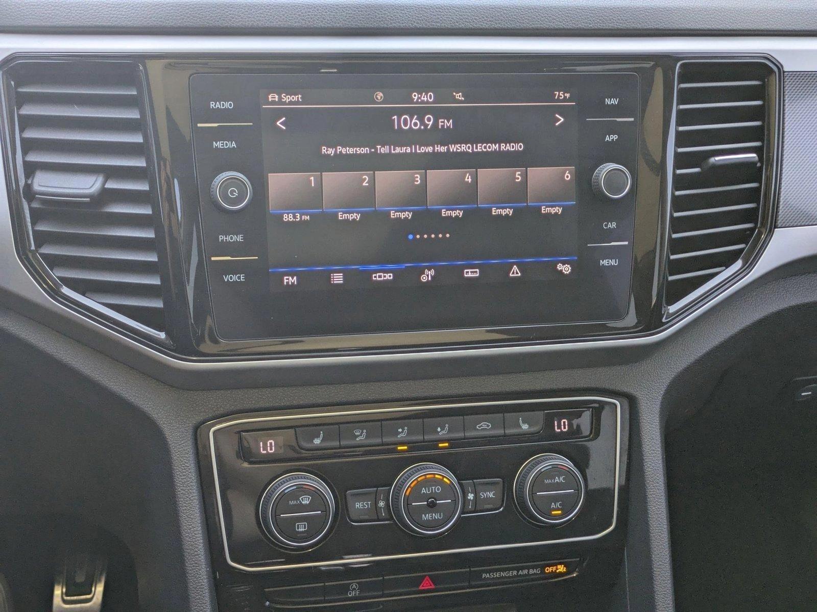 2022 Volkswagen Atlas Vehicle Photo in Sarasota, FL 34231