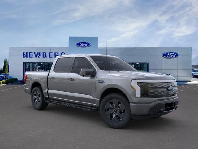2025 Ford F-150 Lightning Lariat's photo