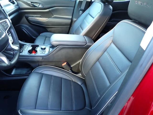 2023 GMC Acadia Vehicle Photo in ZELIENOPLE, PA 16063-2910