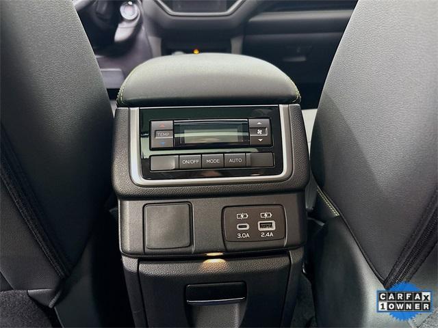 2024 Subaru Ascent Vehicle Photo in Puyallup, WA 98371