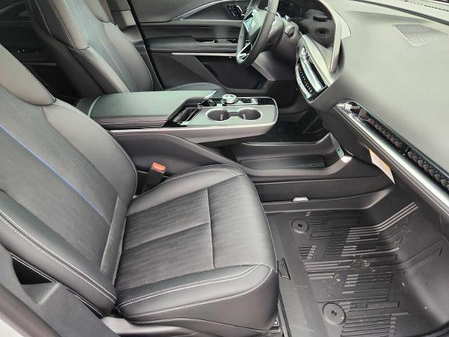 2025 Cadillac LYRIQ Vehicle Photo in HOUSTON, TX 77079