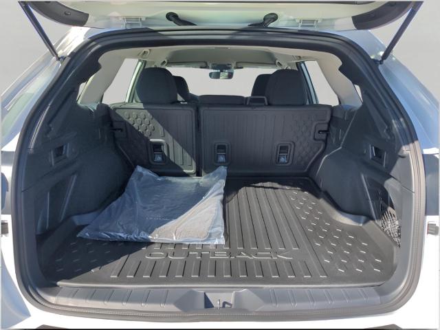 2025 Subaru Outback Vehicle Photo in Green Bay, WI 54304