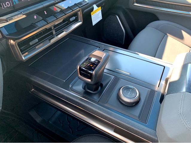 2025 GMC HUMMER EV Pickup Vehicle Photo in BEAUFORT, SC 29906-4218