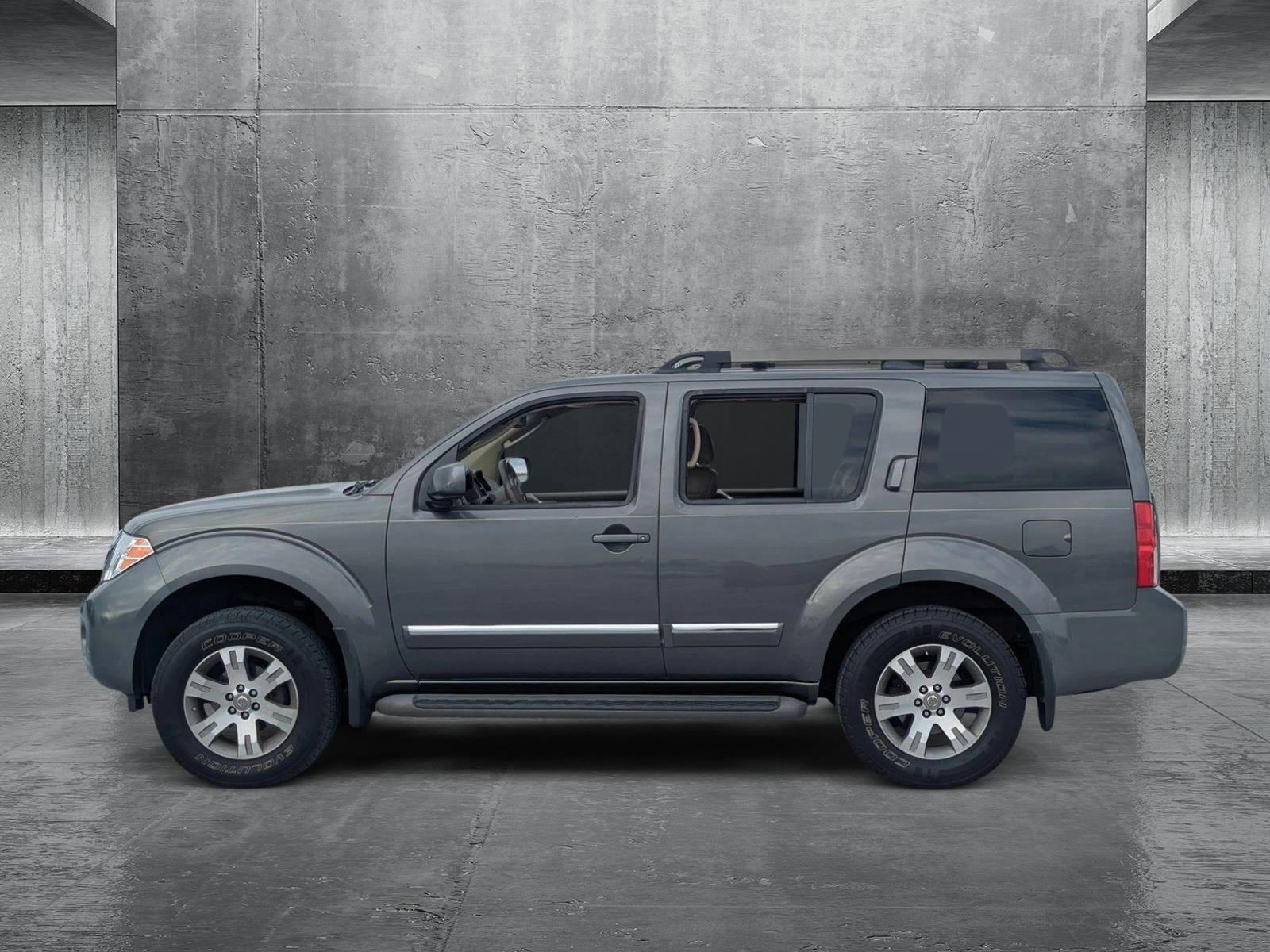 2008 Nissan Pathfinder Vehicle Photo in Ft. Myers, FL 33907