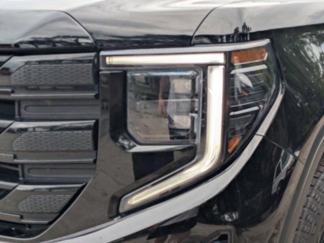 2022 GMC Sierra 1500 Vehicle Photo in BRUNSWICK, GA 31525-1881