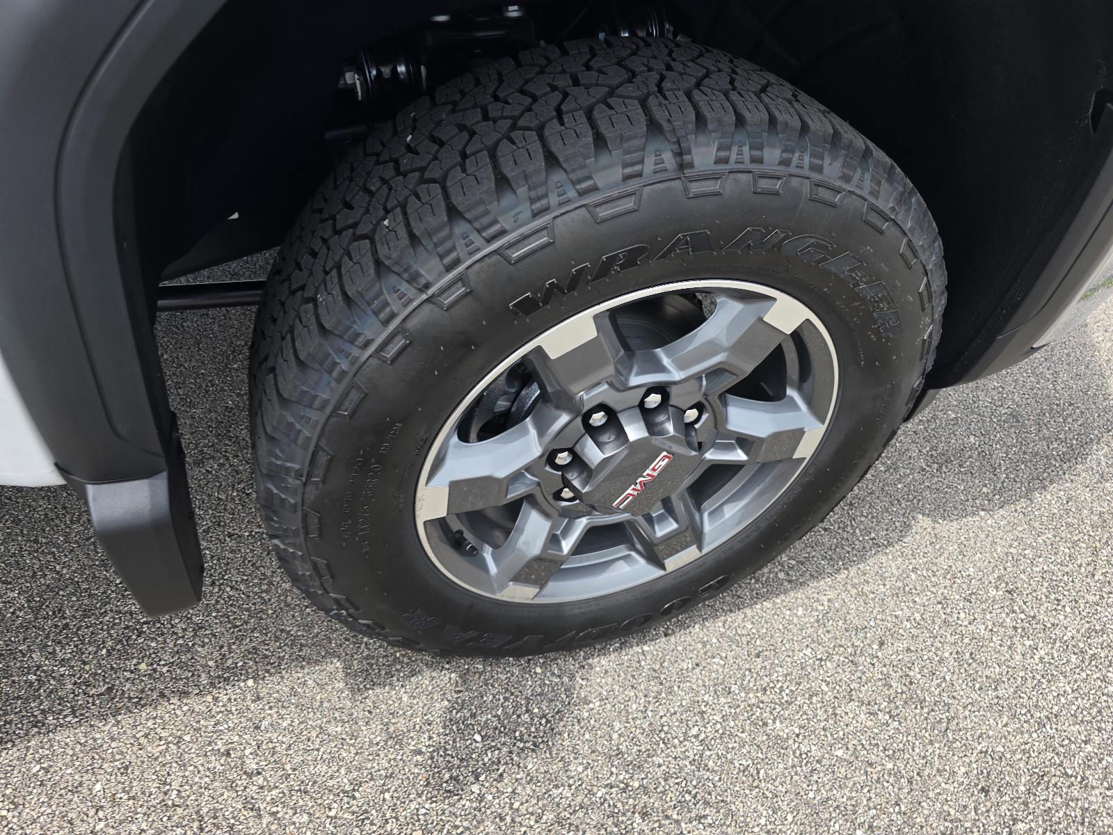 2025 GMC Sierra 2500 HD Vehicle Photo in Rolla, MO 65401