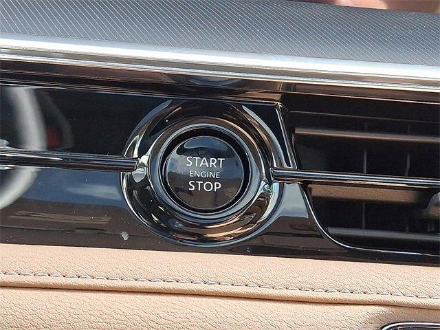 2025 INFINITI QX80 Vehicle Photo in Willow Grove, PA 19090