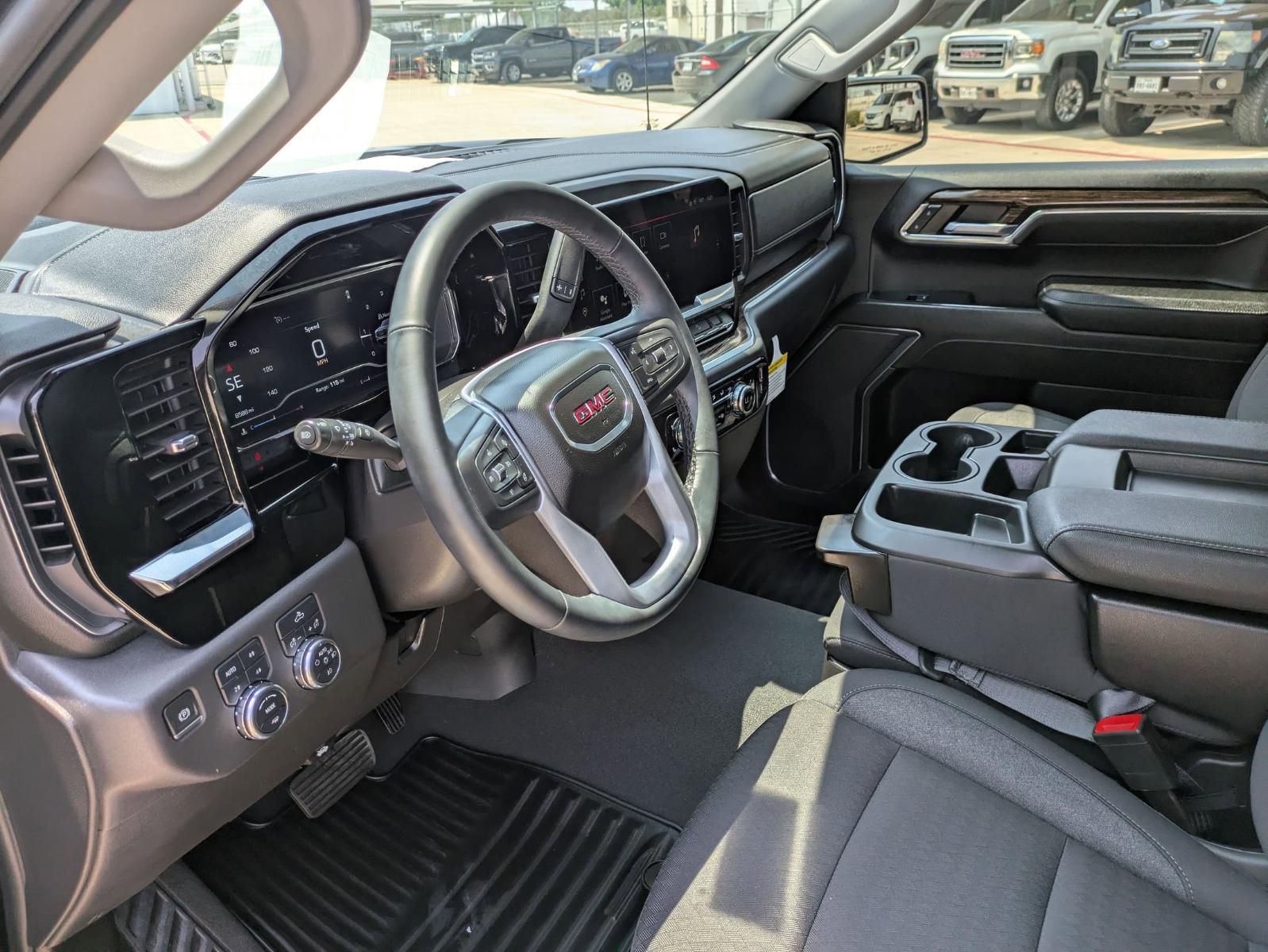 2024 GMC Sierra 1500 Vehicle Photo in SELMA, TX 78154-1460