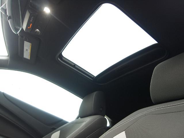 2021 Chevrolet Camaro Vehicle Photo in MADISON, IN 47250-1611