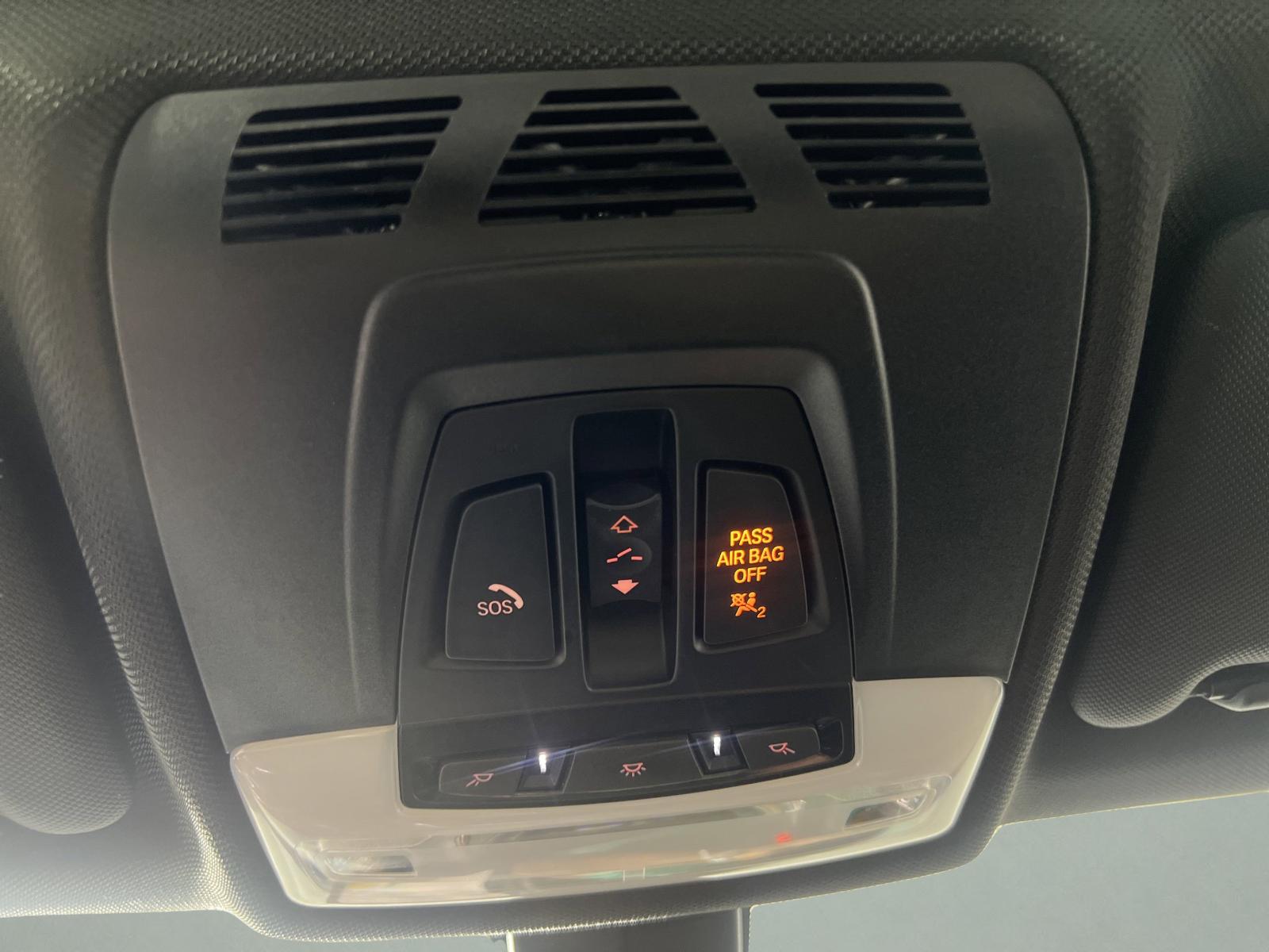 2018 BMW 3 Series Vehicle Photo in GEORGETOWN, TX 78626-7508