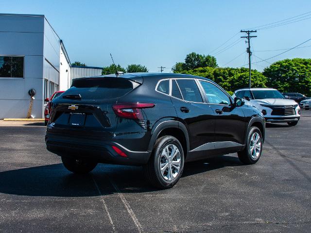 2025 Chevrolet Trax Vehicle Photo in MADISON, IN 47250-1611