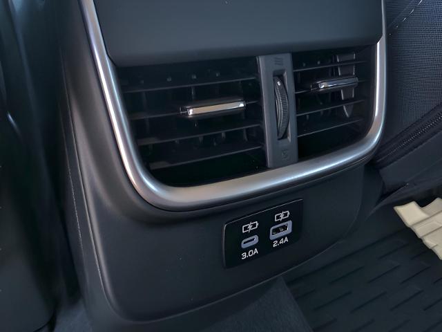 2025 Subaru Outback Vehicle Photo in Green Bay, WI 54304
