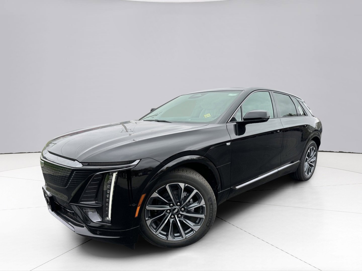 2024 Cadillac LYRIQ Vehicle Photo in LEOMINSTER, MA 01453-2952