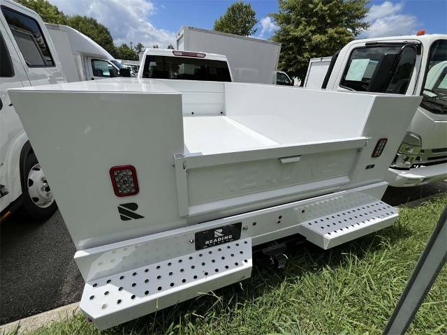 2024 Chevrolet Silverado 3500 HD Chassis Cab Vehicle Photo in ALCOA, TN 37701-3235