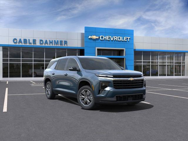 2024 Chevrolet Traverse Vehicle Photo in TOPEKA, KS 66609-0000