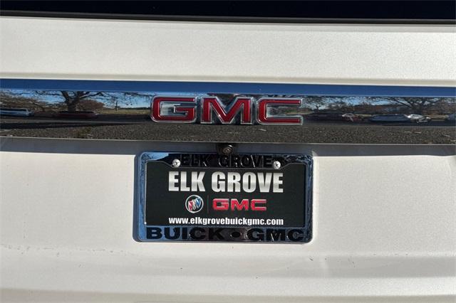 2023 GMC Yukon Vehicle Photo in ELK GROVE, CA 95757-8703