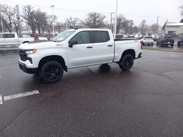 2024 Chevrolet Silverado 1500 Vehicle Photo in SAUK CITY, WI 53583-1301