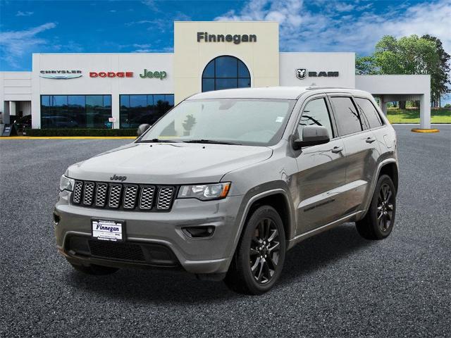 2022 Jeep Grand Cherokee WK Vehicle Photo in ROSENBERG, TX 77471