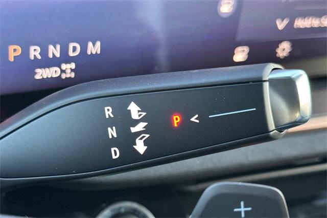 2025 Buick Envision Vehicle Photo in ELK GROVE, CA 95757-8703
