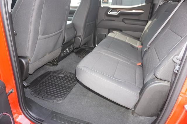 2022 Chevrolet Silverado 1500 Vehicle Photo in FAIRMONT, WV 26554-2318