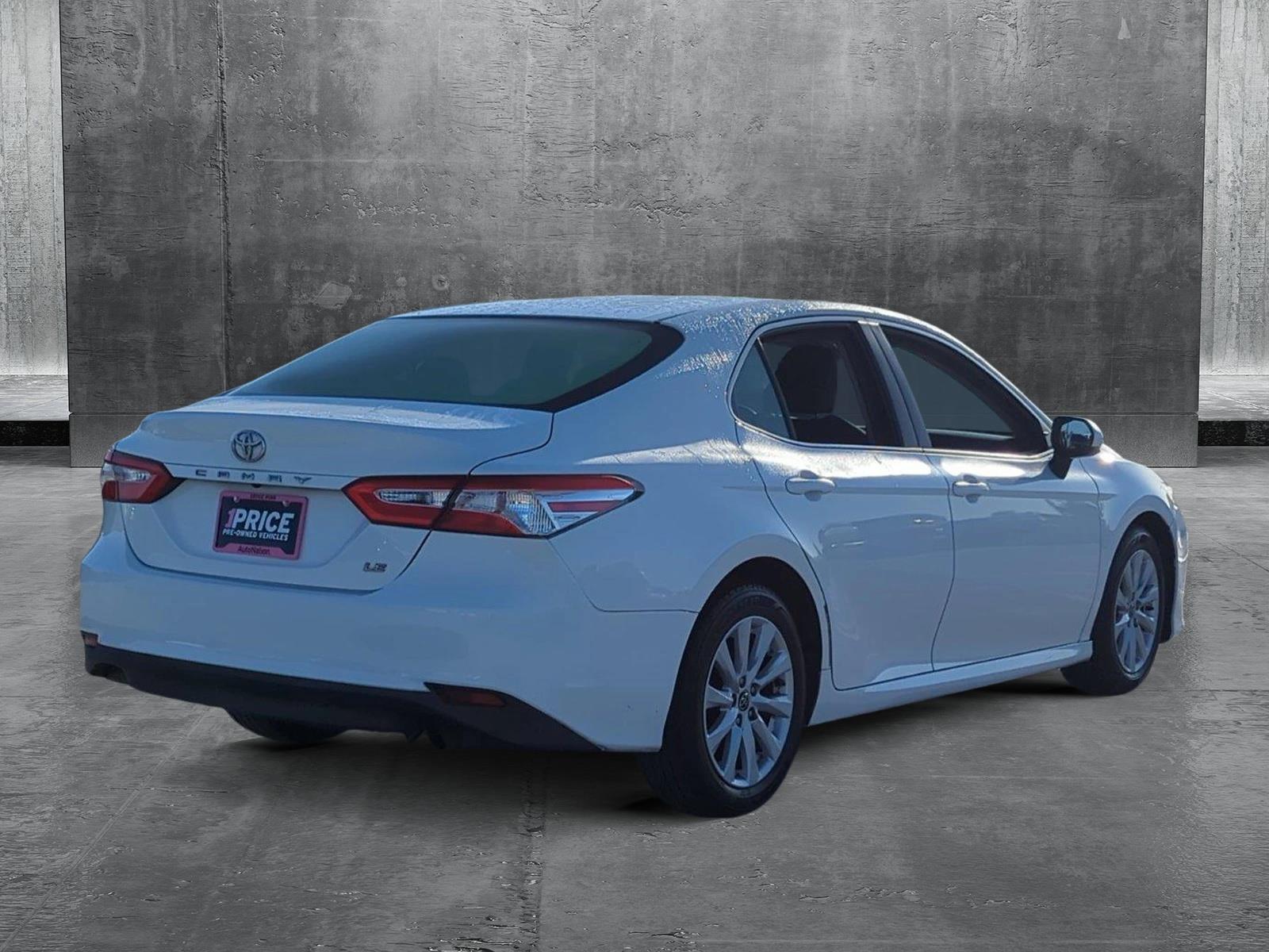 2018 Toyota Camry Vehicle Photo in Ft. Myers, FL 33907